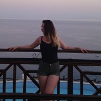 DramaShirley Adlı Modelin Çevrimdışı Sohbet Odası