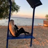 Your_Kleopatra's Offline Chat Room