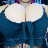 NonoGotBoobies webcam