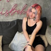 Mae_Williamss