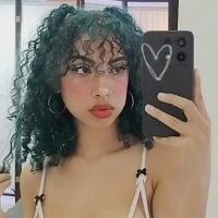 LizRose9 webcam model
