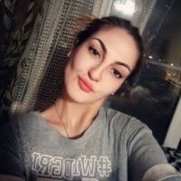MandyDru Adlı Modelin Çevrimdışı Sohbet Odası