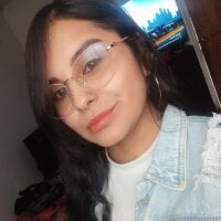 Karla_Grisly's Offline Chat Room