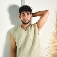 Samir_bear Adlı Modelin Avatarı