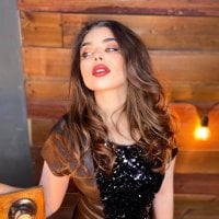 Lola18small's Offline Chat Room