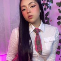 lucyy_p3ach