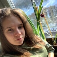 Enchanting_eyes Offline chatroom