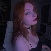 MaryMelanie's Avatar Pic