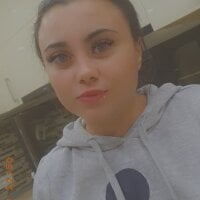 xxxjeniferxxx's Offline Chat Room