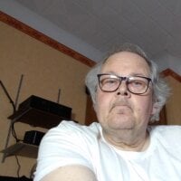 BareRealButton4588 webcam