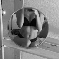 miammim webcam model