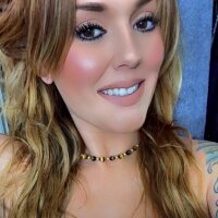 spittinkitten1488's Offline Chat Room