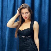CindyCrooks Adlı Modelin Çevrimdışı Sohbet Odası