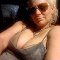 pleasurekitten69 offline chatrum