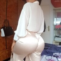 Lovehates_'s Offline Chat Room