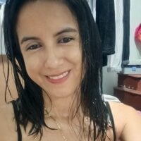Doux_amour webcam model