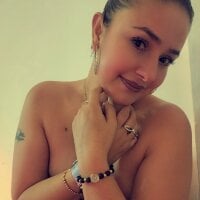 luciamature_ webcam model