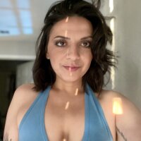 ada_xox