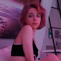 AmityBlightt model avatar