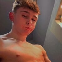 Twinkethan2007 webcam model