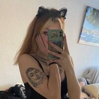 AndreaBrown's Offline Chat Room