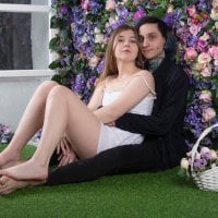 LissaAndNoah's Offline Chat Room