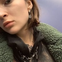 alice_green666's Offline Chat Room