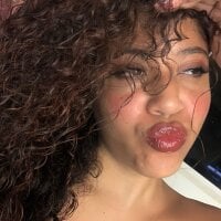 LilyBrunette webcam