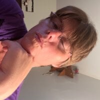 BlackcockBareback's Offline Chat Room