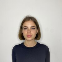 AgnesFrancis Adlı Modelin Çevrimdışı Sohbet Odası