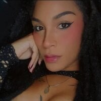 Cristalhottie2324 webcam