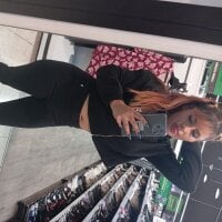 misscata4's Offline Chat Room