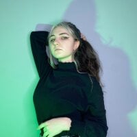 SadieCaIhoun's Offline Chat Room