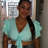 Emma_Haarper's Offline Chat Room