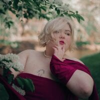 Ellabigbaby webcam model