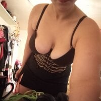 rayamoonshine's Avatar Pic