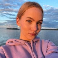 AmaraSundae's Offline Chat Room