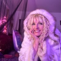 GiggleCatalyst webcam model