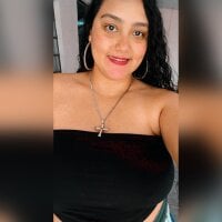 LuBigBoobies' Offline Chat Room