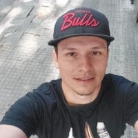 joven187's Offline Chat Room