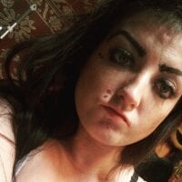 laceyouup's Offline Chat Room