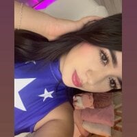 emmy_candy_18 webcam model