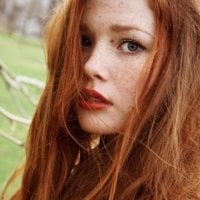 Apilinna_Gold's Offline Chat Room