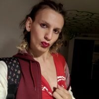 EloySara3333 model avatar