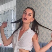 Adelina__May's Offline Chat Room