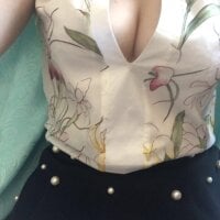 Sweet_nurse's Offline Chat Room