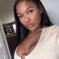 uneeklymade webcam model