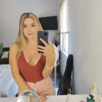 Bunny_cam3's Offline Chat Room