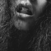 ivygonzalez's Offline Chat Room