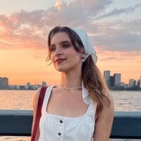 TonaBrunick webcam model